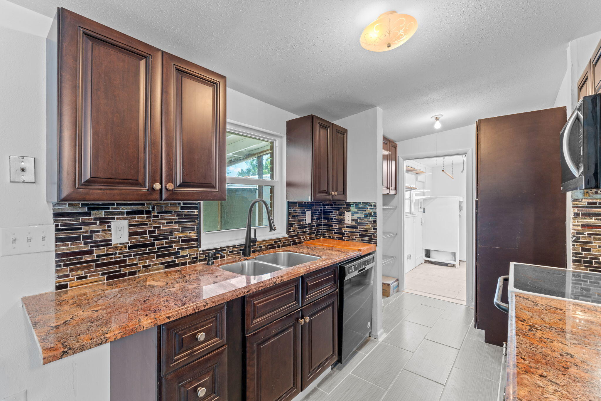 CABANA COLONY - Residential