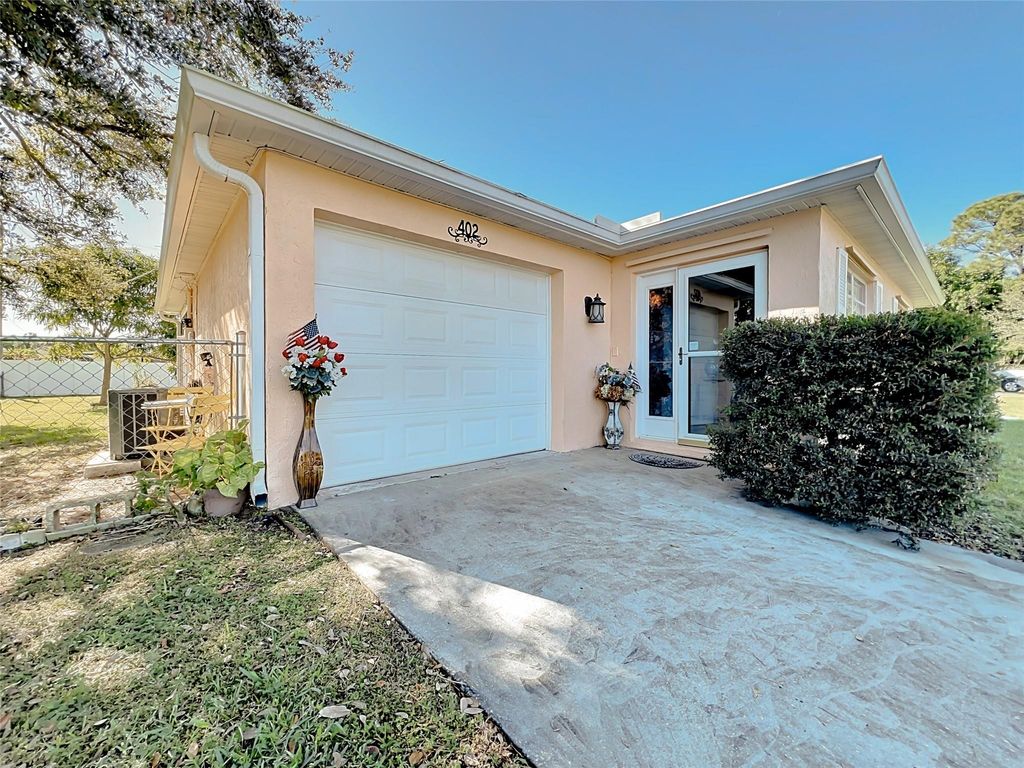 Photo of 402 NW Concord Drive, Port Saint Lucie, FL 34983 (MLS # F10474071)