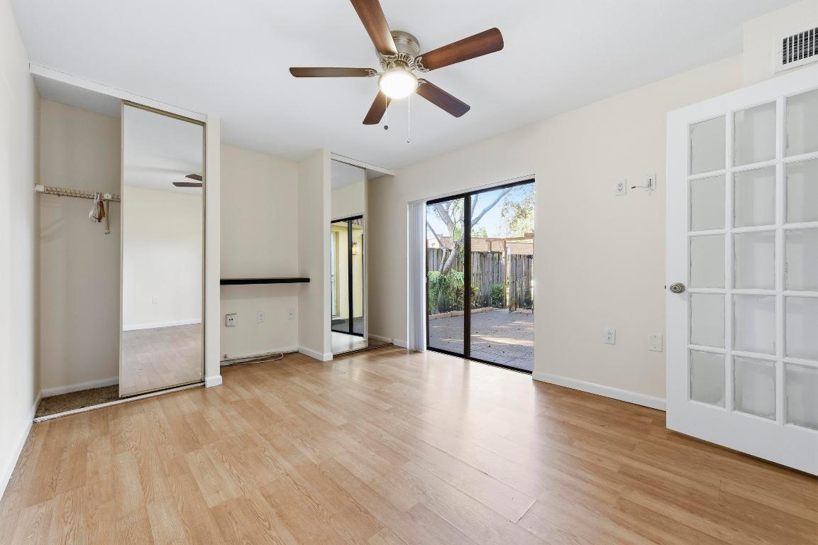 SHERWOOD LAKES - Residential