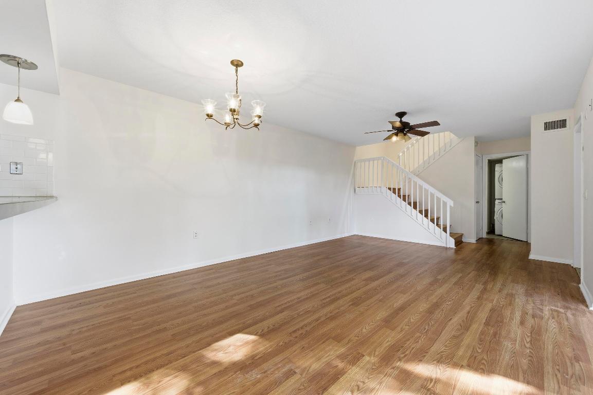 SHERWOOD LAKES - Residential