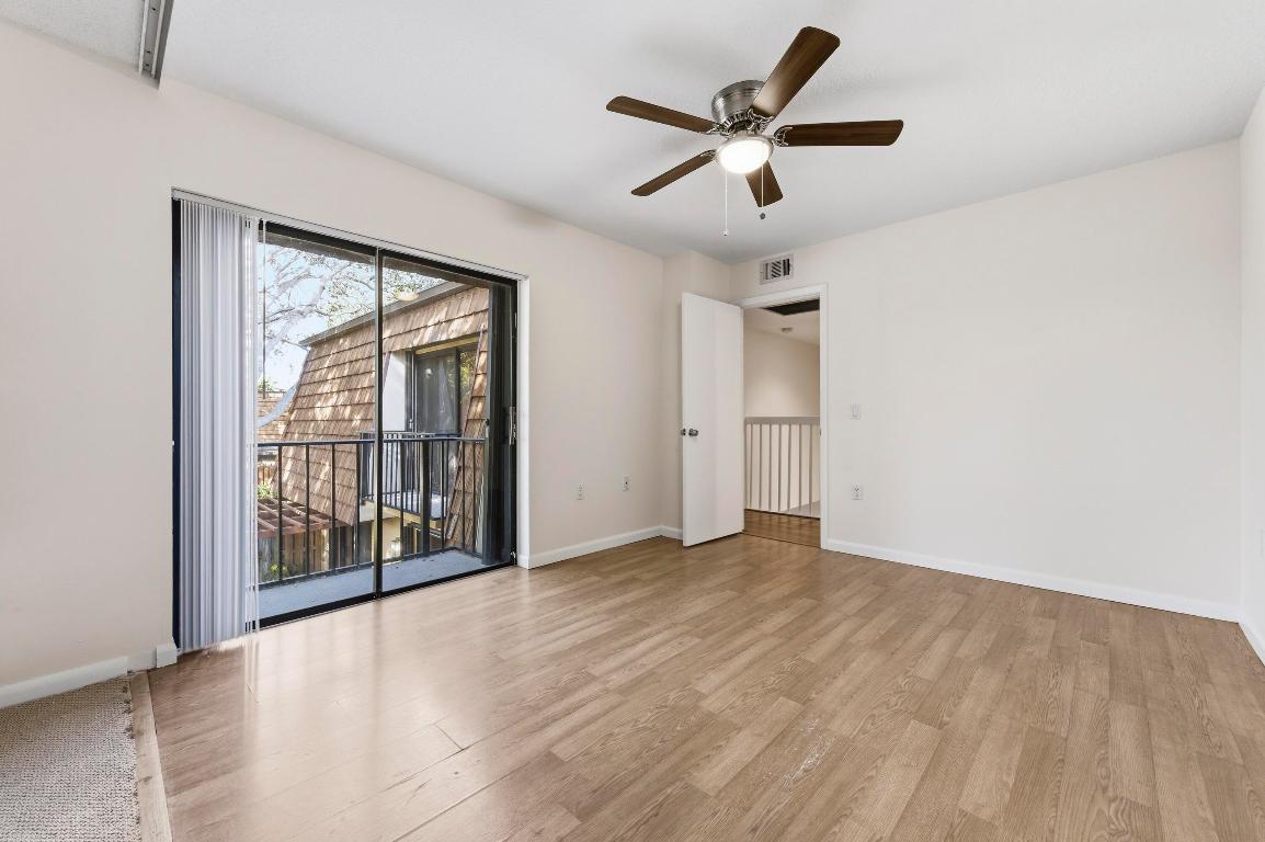 SHERWOOD LAKES - Residential