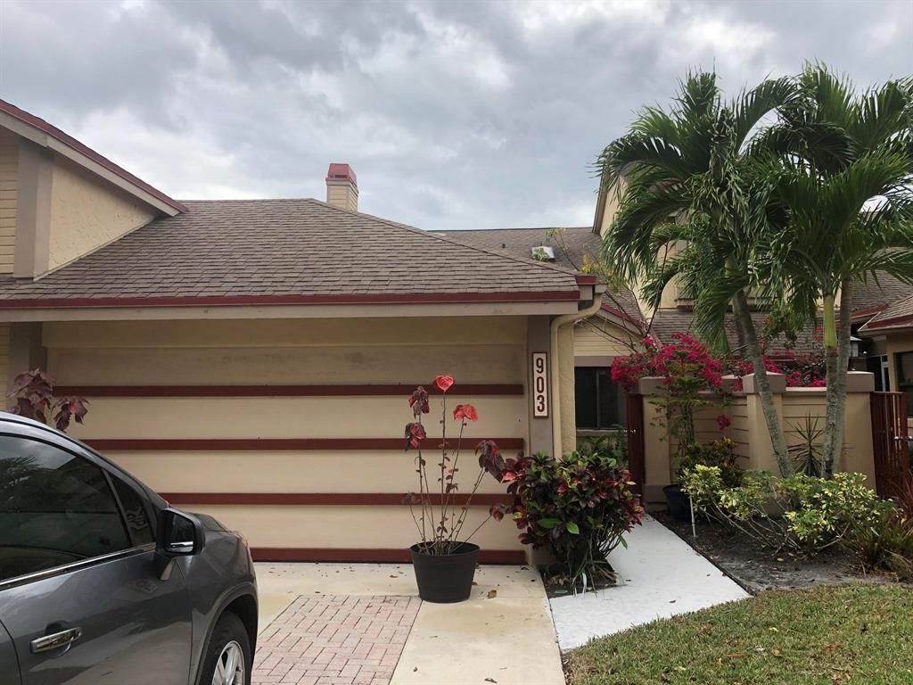 Photo of 903 Landings Boulevard Blvd, Green Acres, FL 33413 (MLS # R10697364)