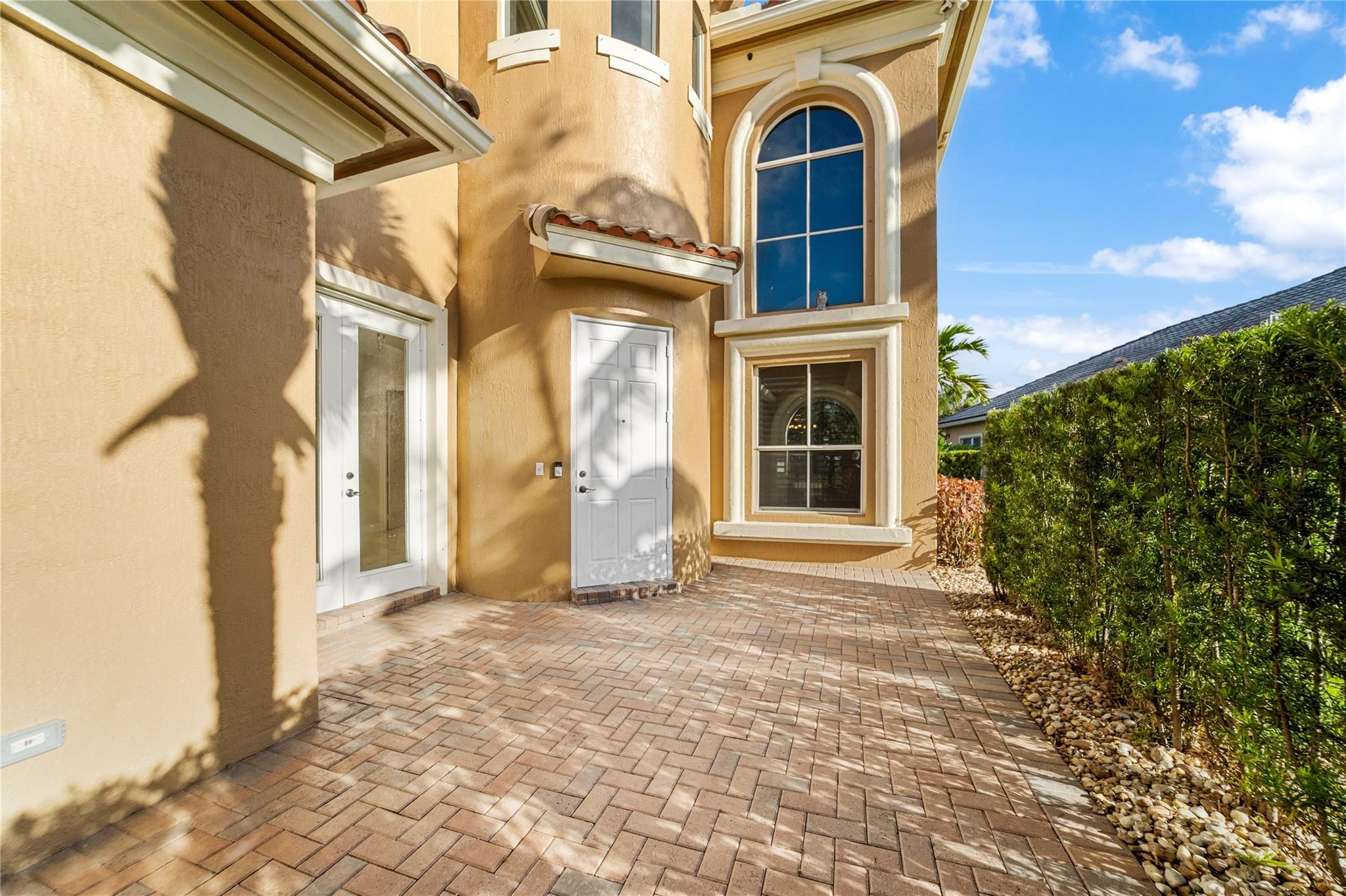 Heron Bay Central 171-23 - Residential Lease