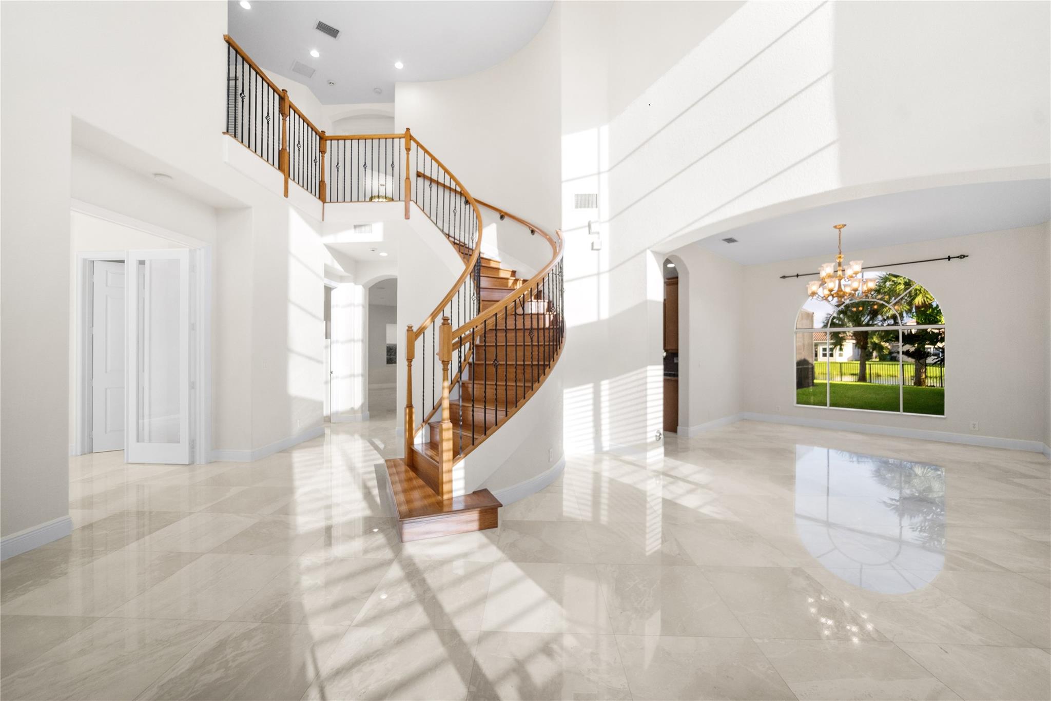 Heron Bay Central 171-23 - Residential Lease