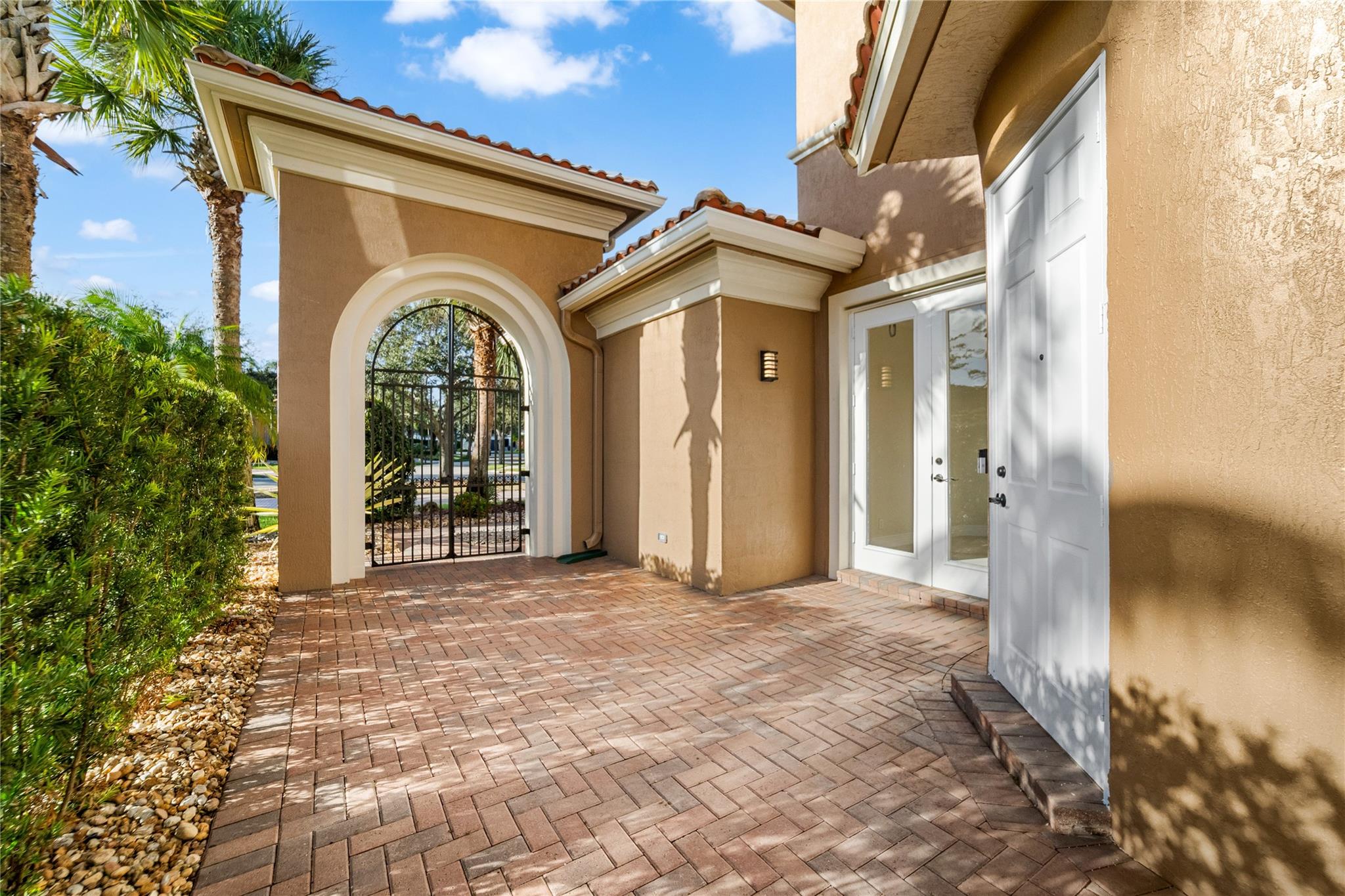Heron Bay Central 171-23 - Residential Lease