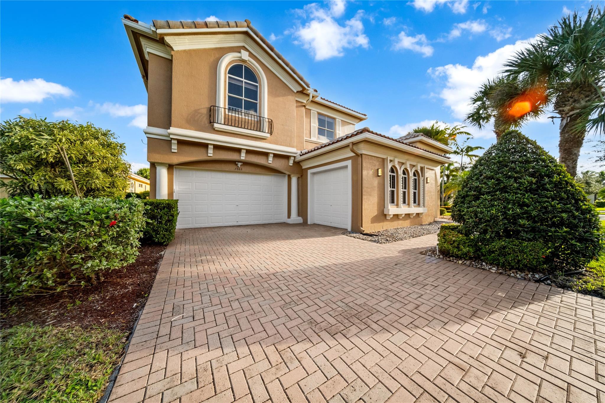 Heron Bay Central 171-23 - Residential Lease