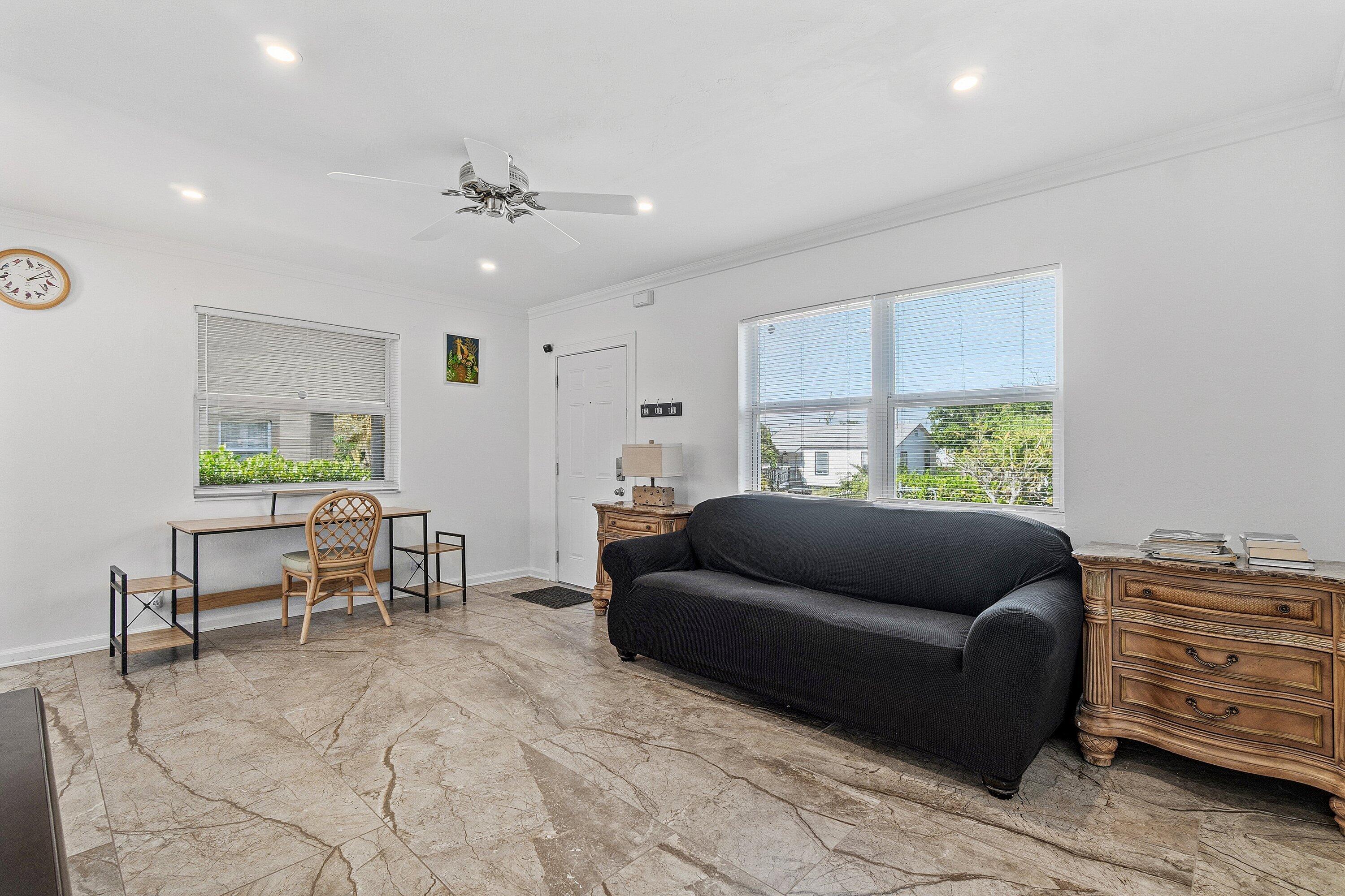 View photos, virtual tours, details... 930 43rd Street