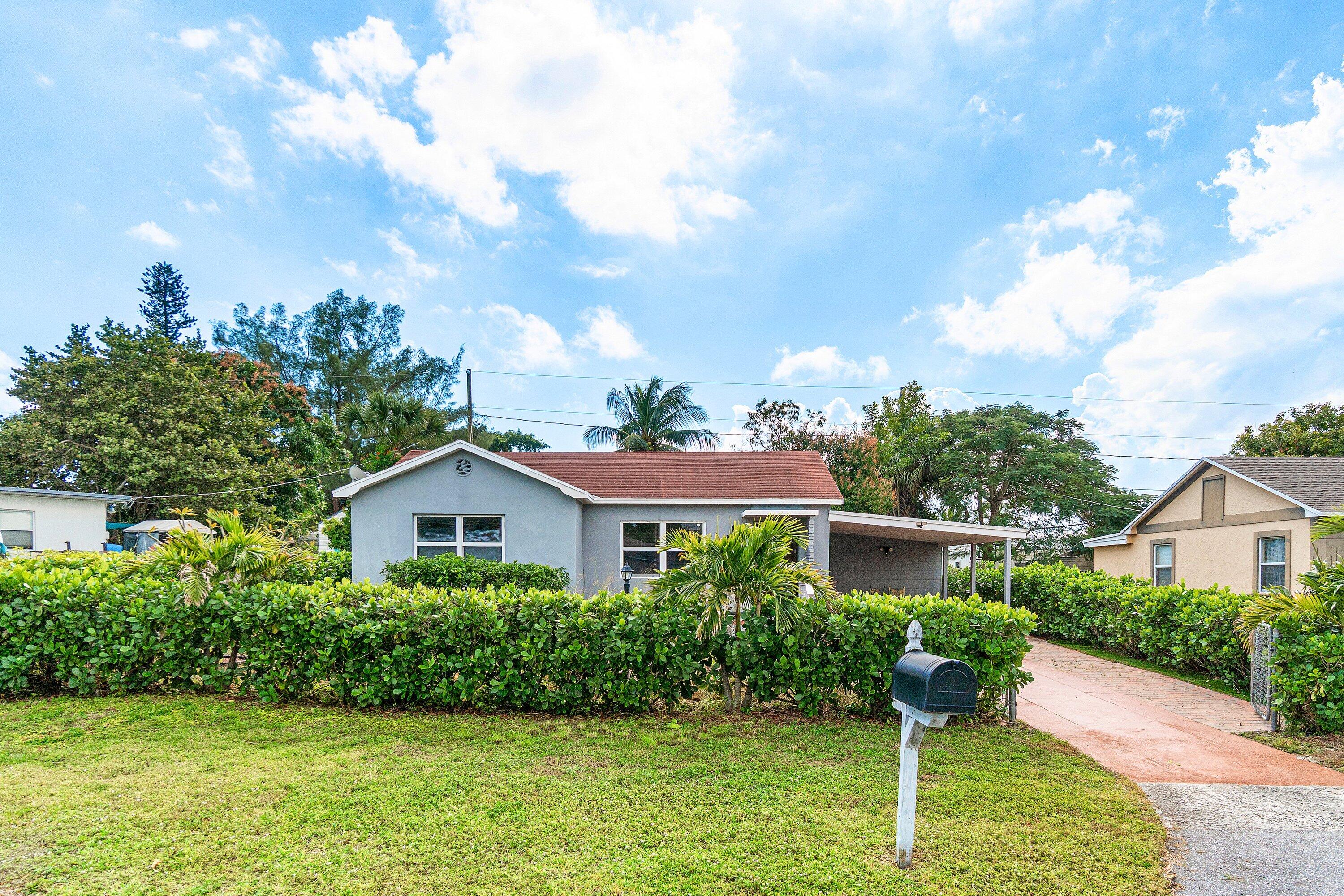 View photos, virtual tours, details... 930 43rd Street