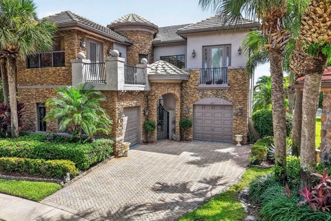 Photo of 3417 Collonade Drive, Wellington, FL 33449 (MLS # B26090906)