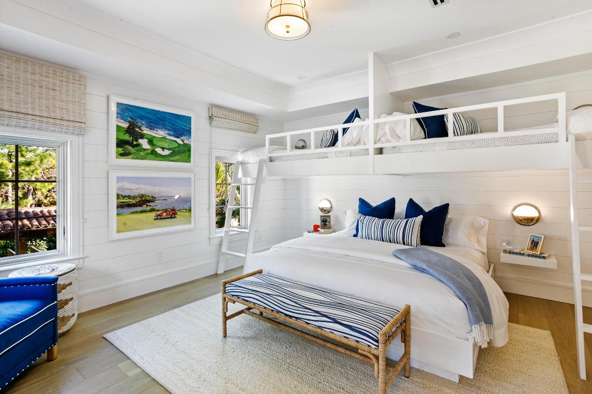 BEARS CLUB VILLAS CONDO - Residential