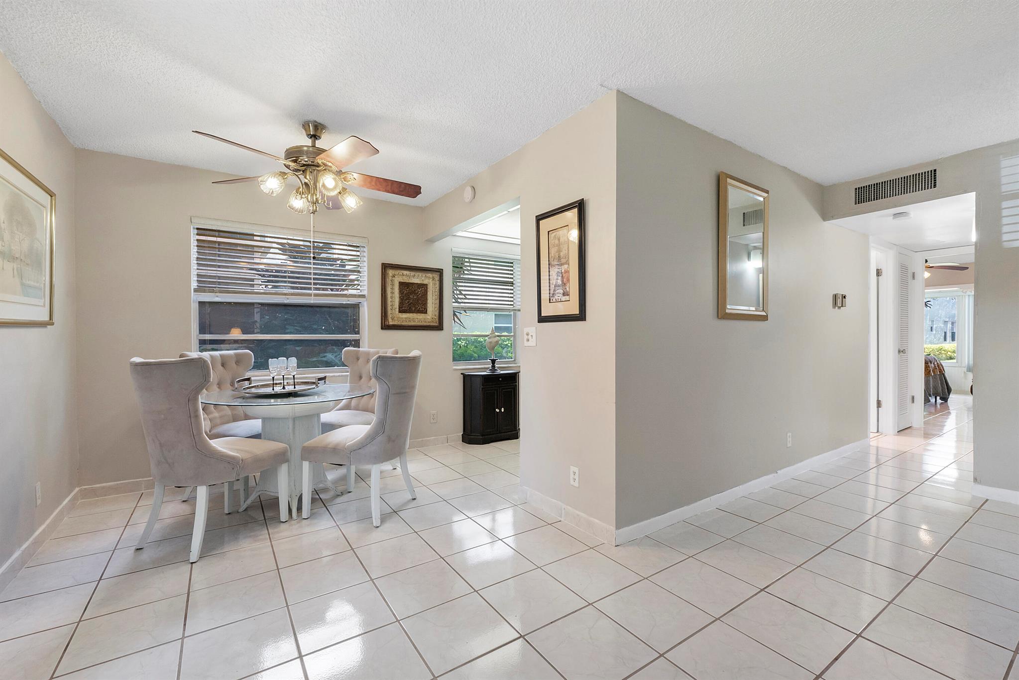 KINGS POINT FLANDERS COND - Residential