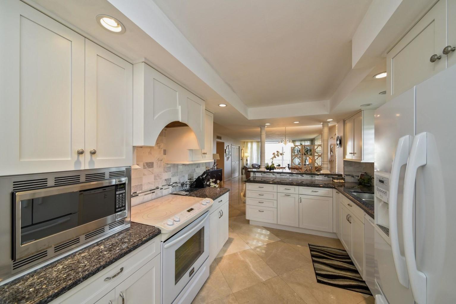 HARBOURSIDE - Residential Lease