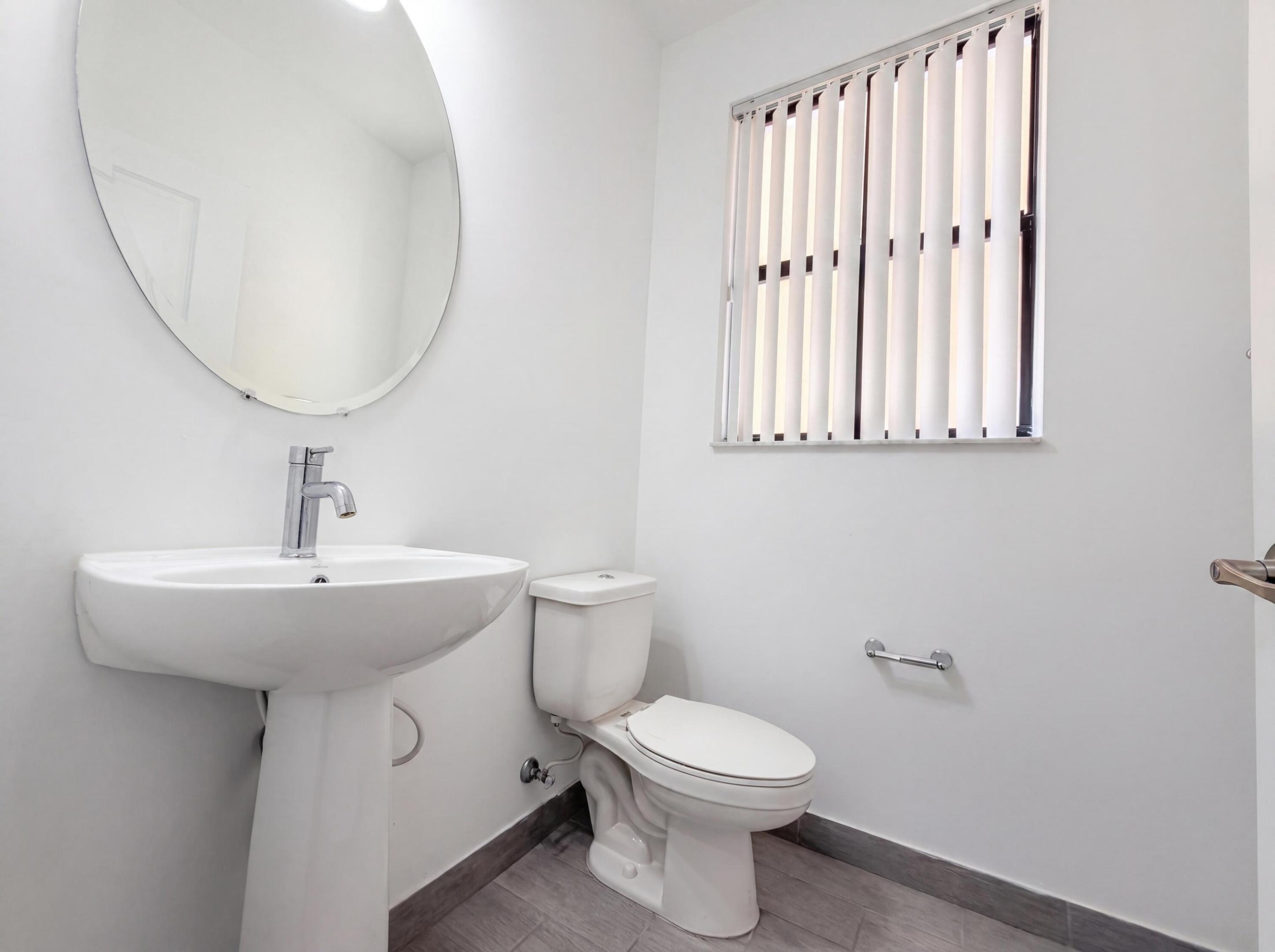 CENTRAL PARC SOUTH 182-173 B - Residential