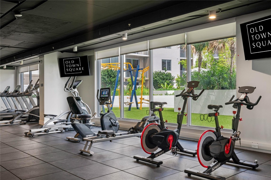 200 NE 1st Avenue 105