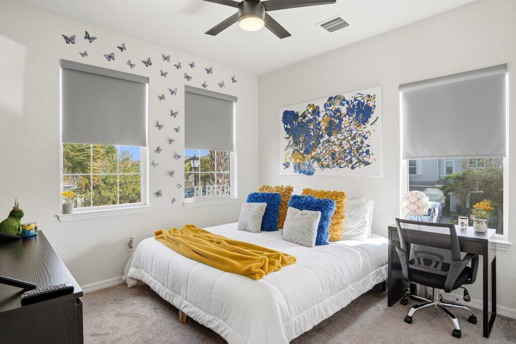 HILLCREST COUNTRY CLUB SO - Residential