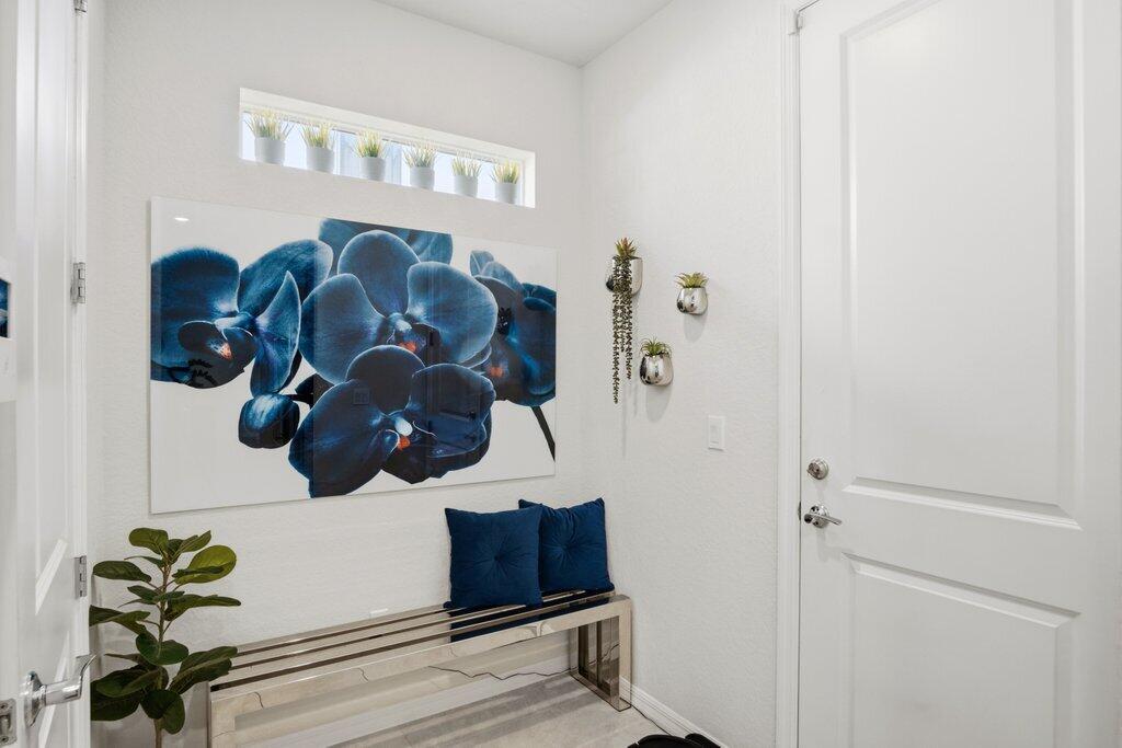 HILLCREST COUNTRY CLUB SO - Residential