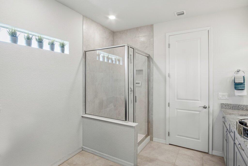 HILLCREST COUNTRY CLUB SO - Residential