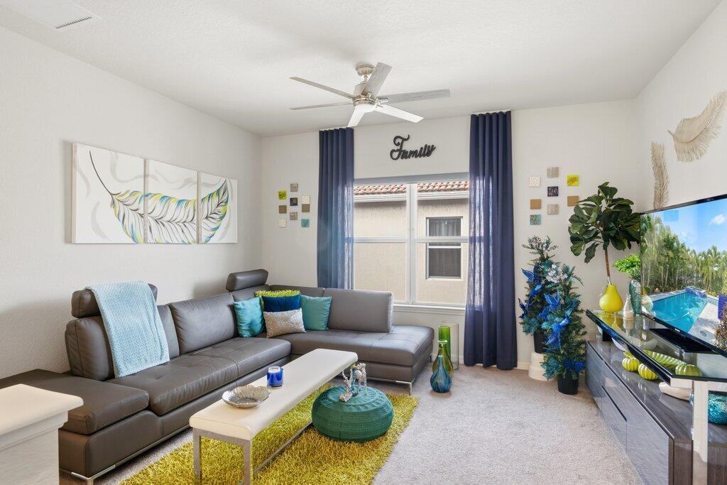 HILLCREST COUNTRY CLUB SO - Residential