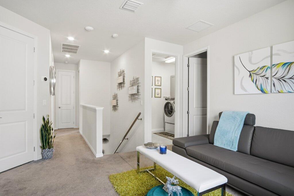 HILLCREST COUNTRY CLUB SO - Residential