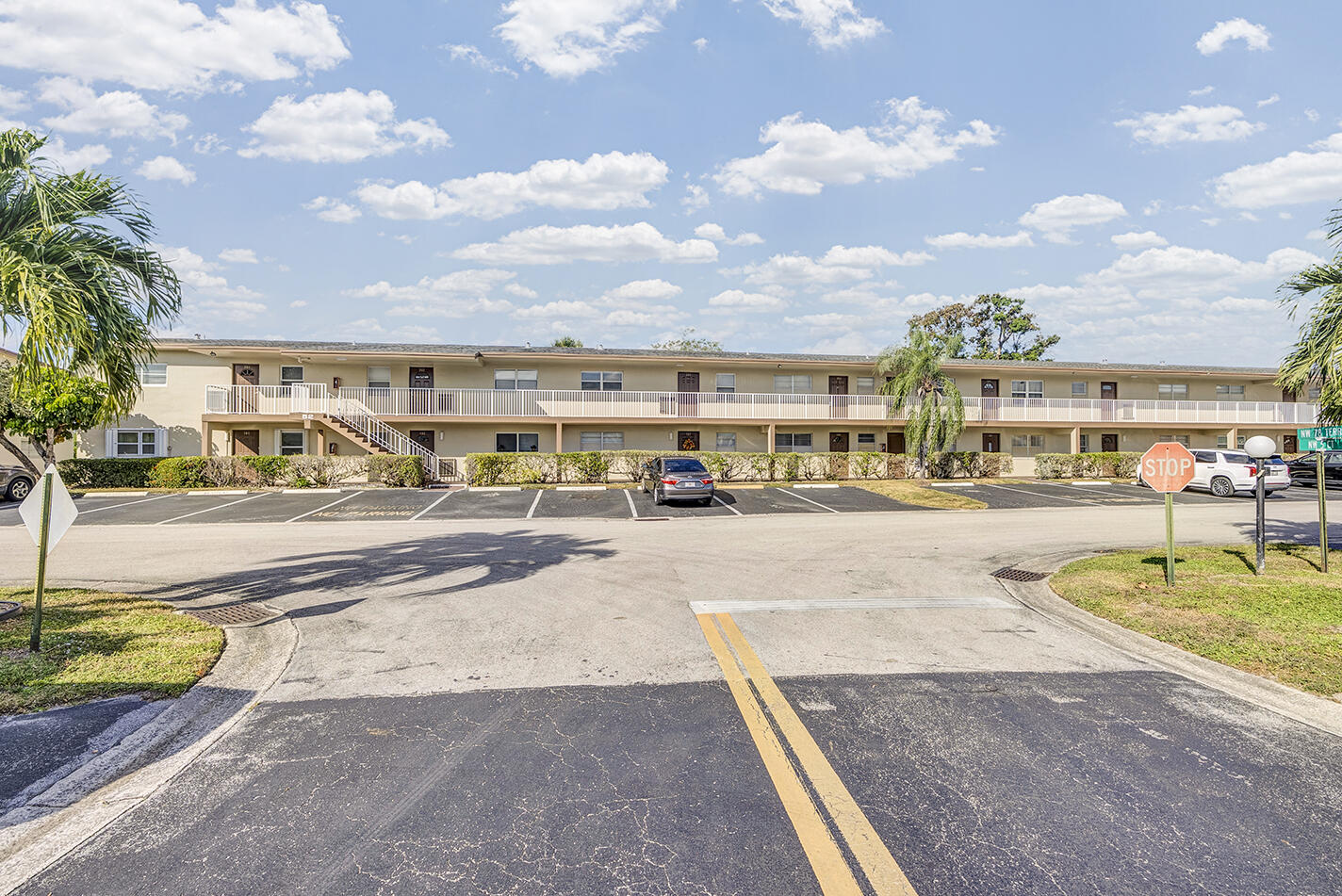 ORIOLE GARDENS TWO 52 CONDO - Residential