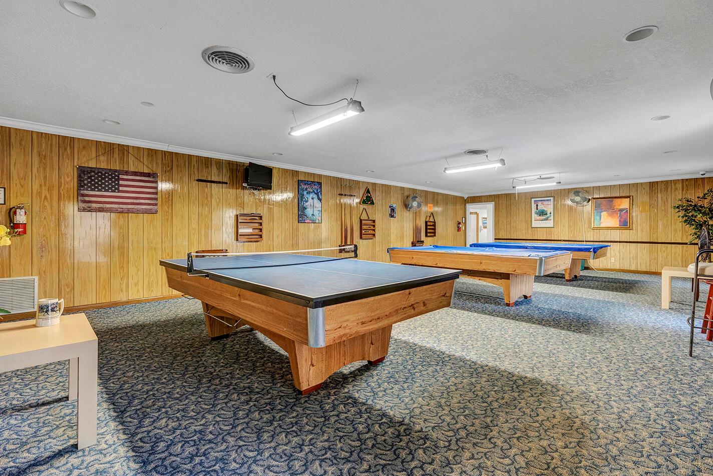 ORIOLE GARDENS TWO 52 CON - Residential