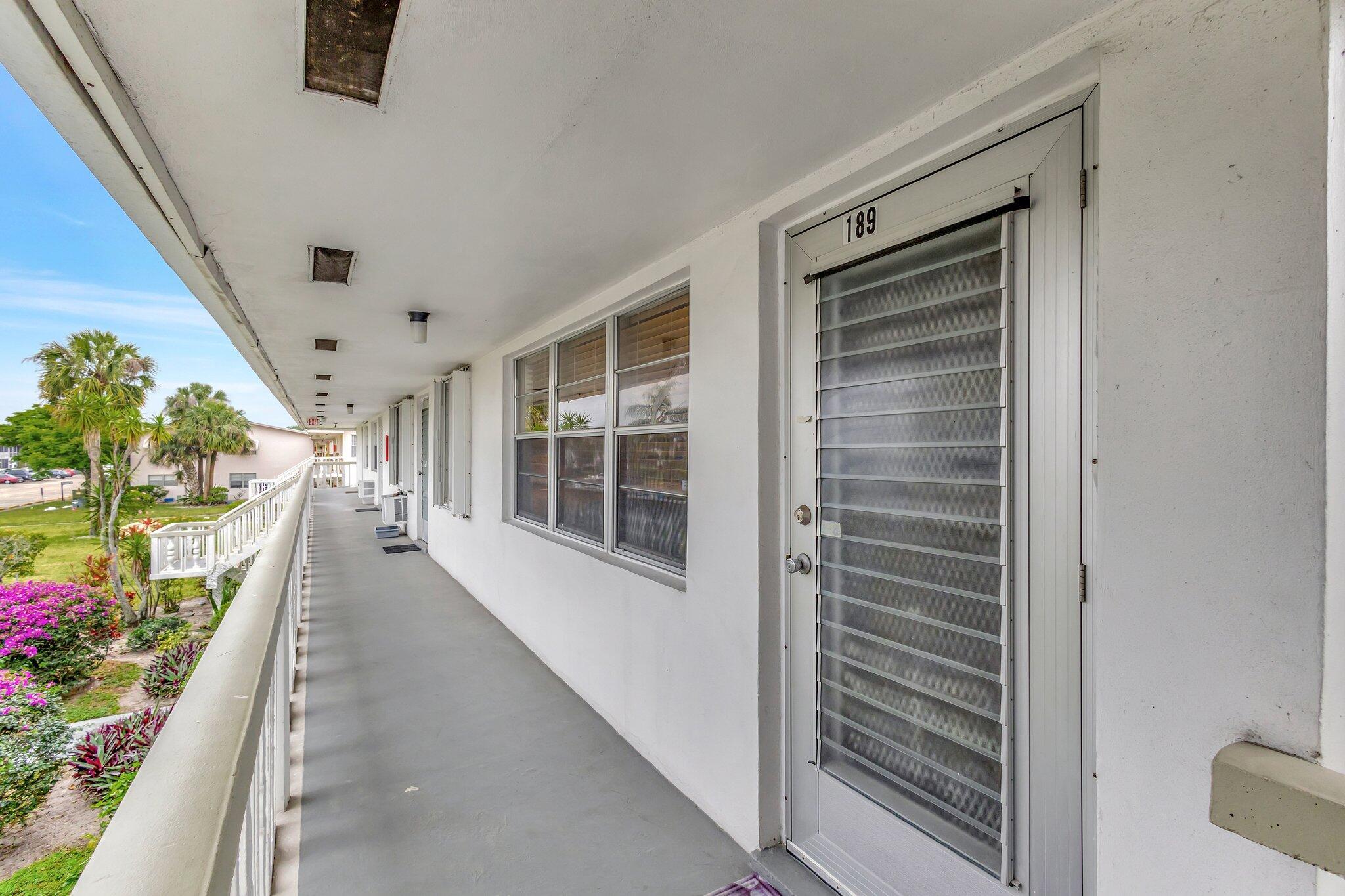 CENTURY VILLAGE  COVENTRY - Residential