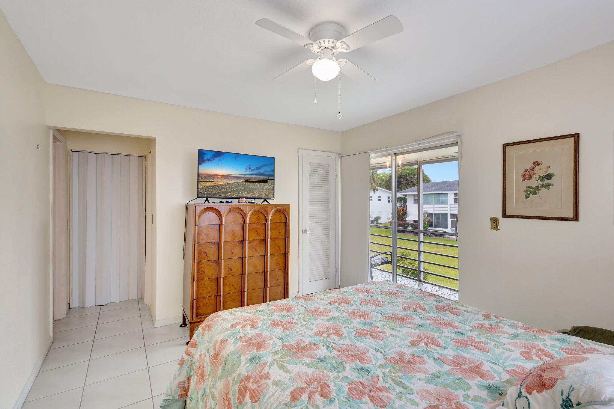CENTURY VILLAGE  COVENTRY - Residential