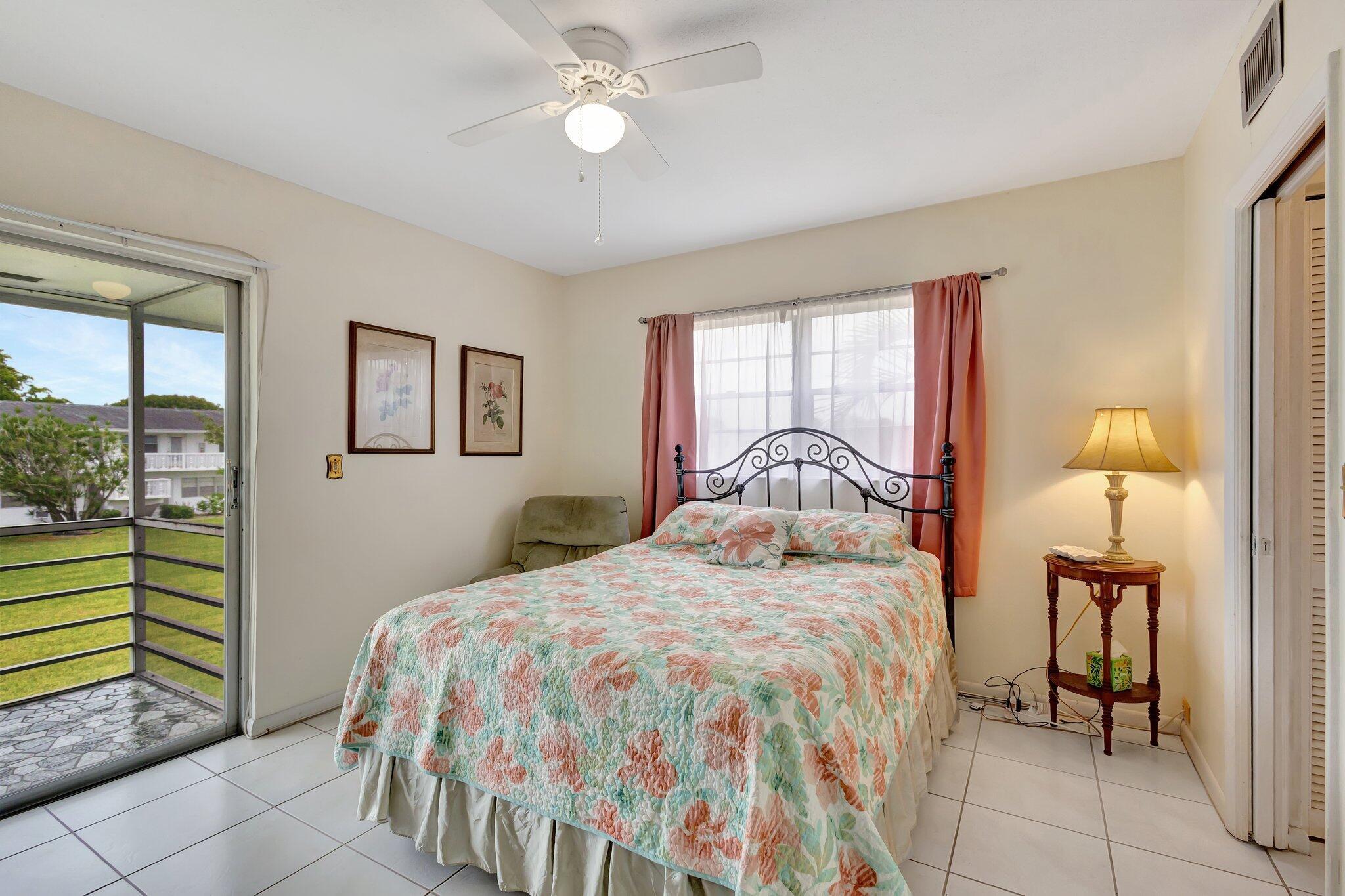 CENTURY VILLAGE  COVENTRY - Residential