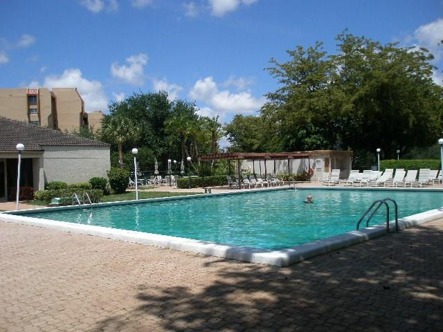 ROLLING HILLS CONDOMINIUM - Residential