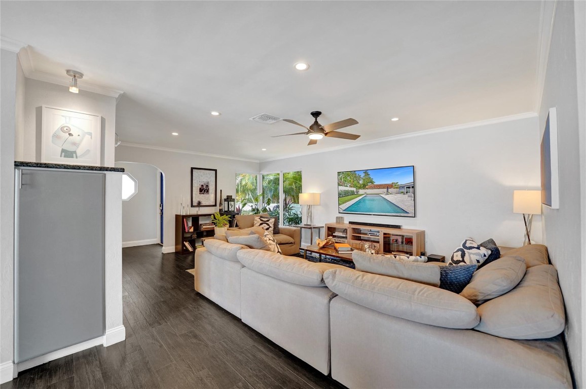 OAKLAND PARK - Residential