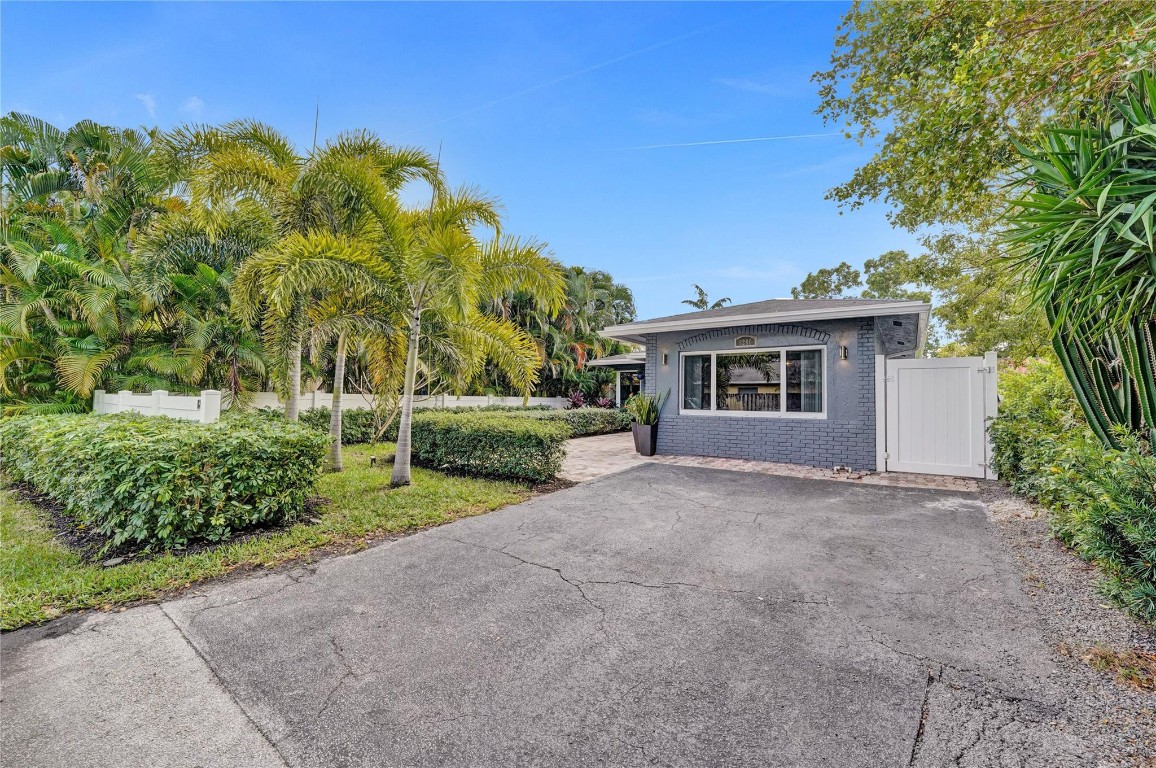 OAKLAND PARK - Residential