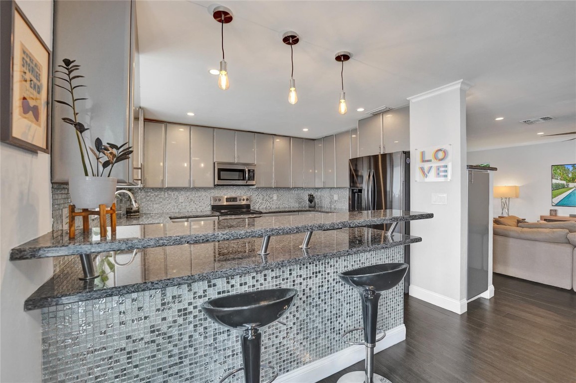 OAKLAND PARK - Residential