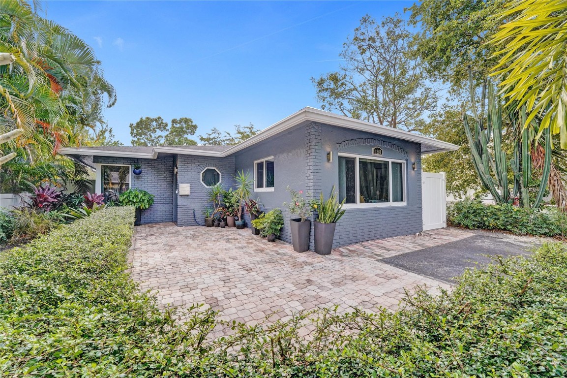 OAKLAND PARK - Residential