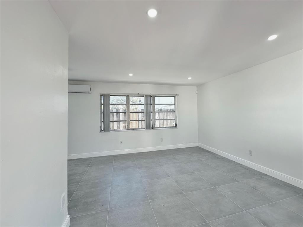 TUNISON PARK - Residential Income