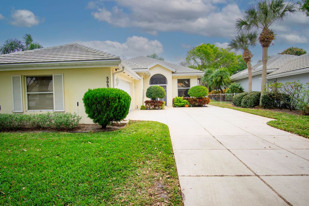 Photo of 5058 SE Inkwood Way, Hobe Sound, FL 33455 (MLS # B26011046)