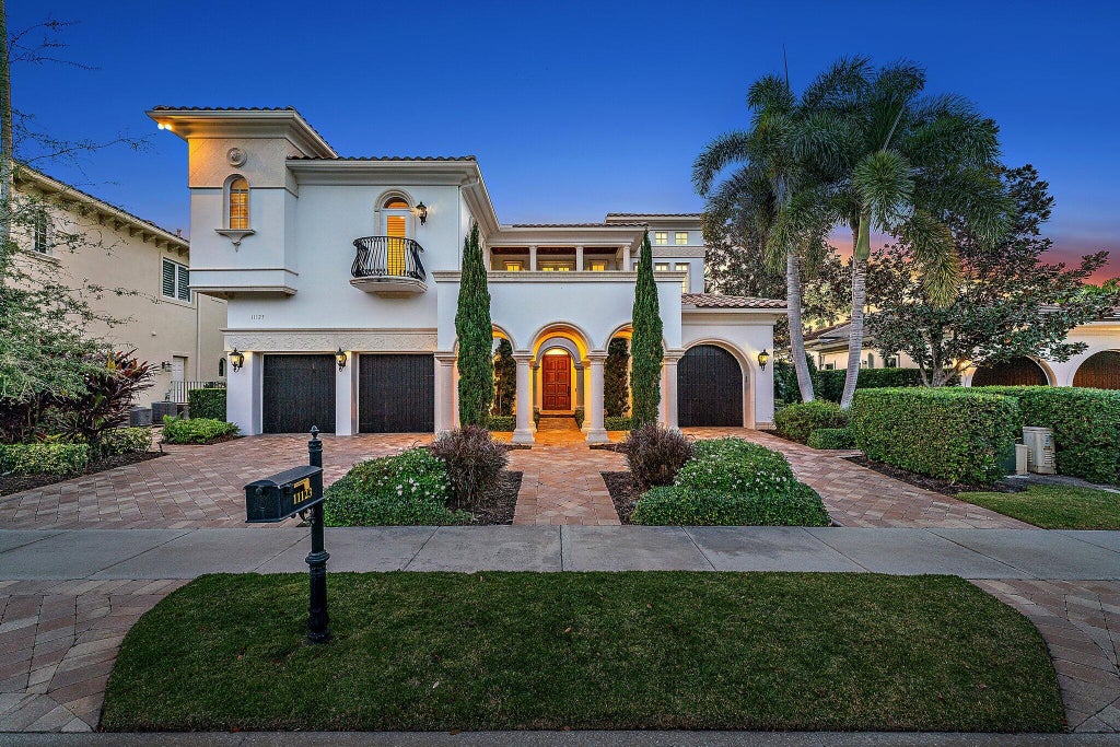 Photo of 11123 Green Bayberry Drive, Palm Beach Gardens, FL 33418 (MLS # R11049736)