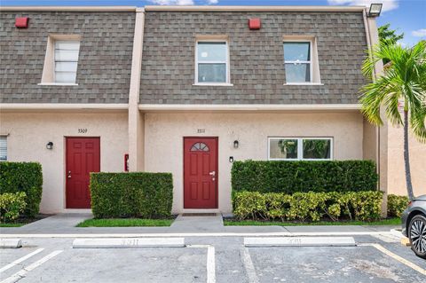 3311 Mallard Close Pompano Beach FL 33064