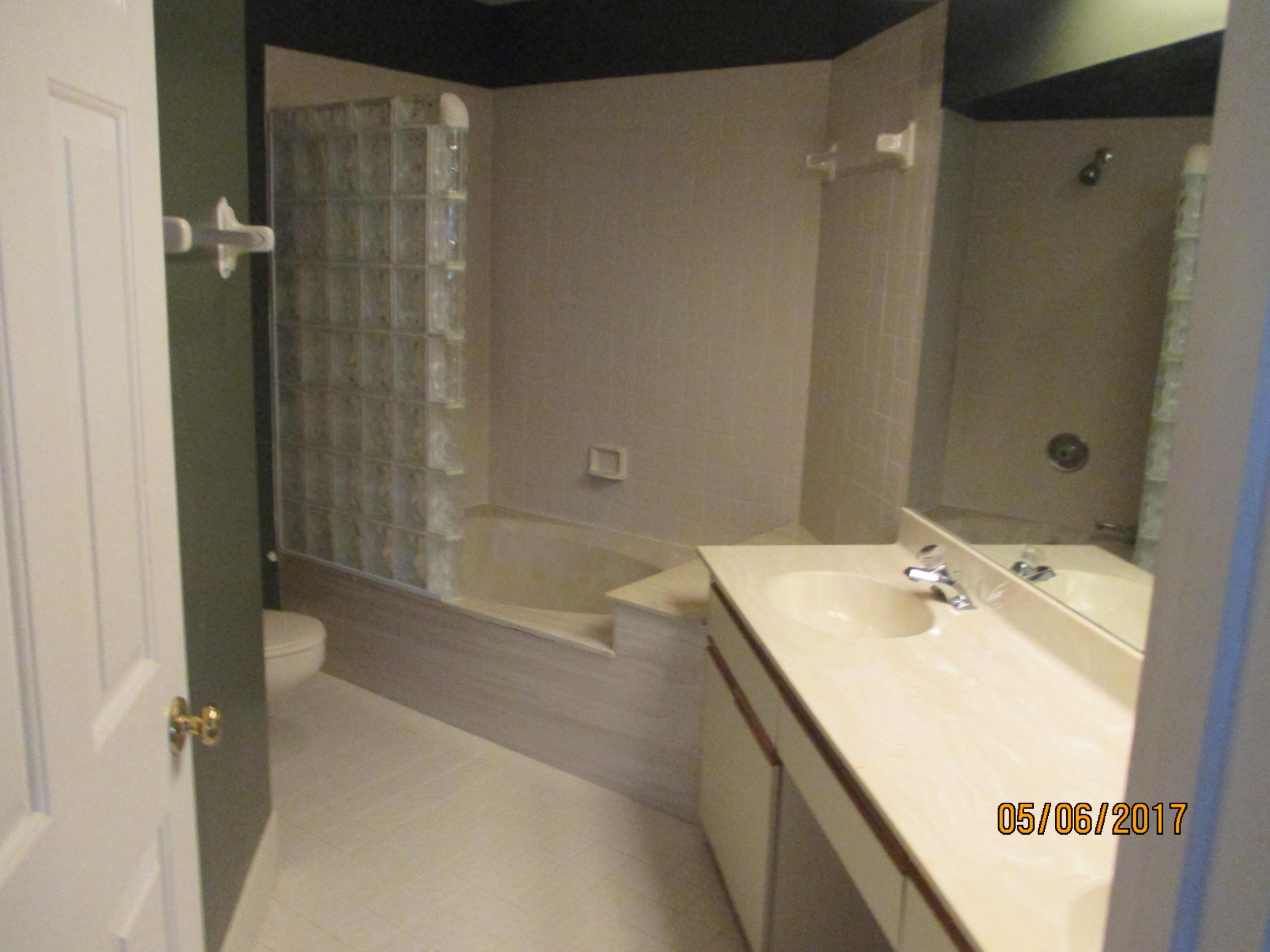 SEA OATS OF JUNO BEACH CO - Residential Lease