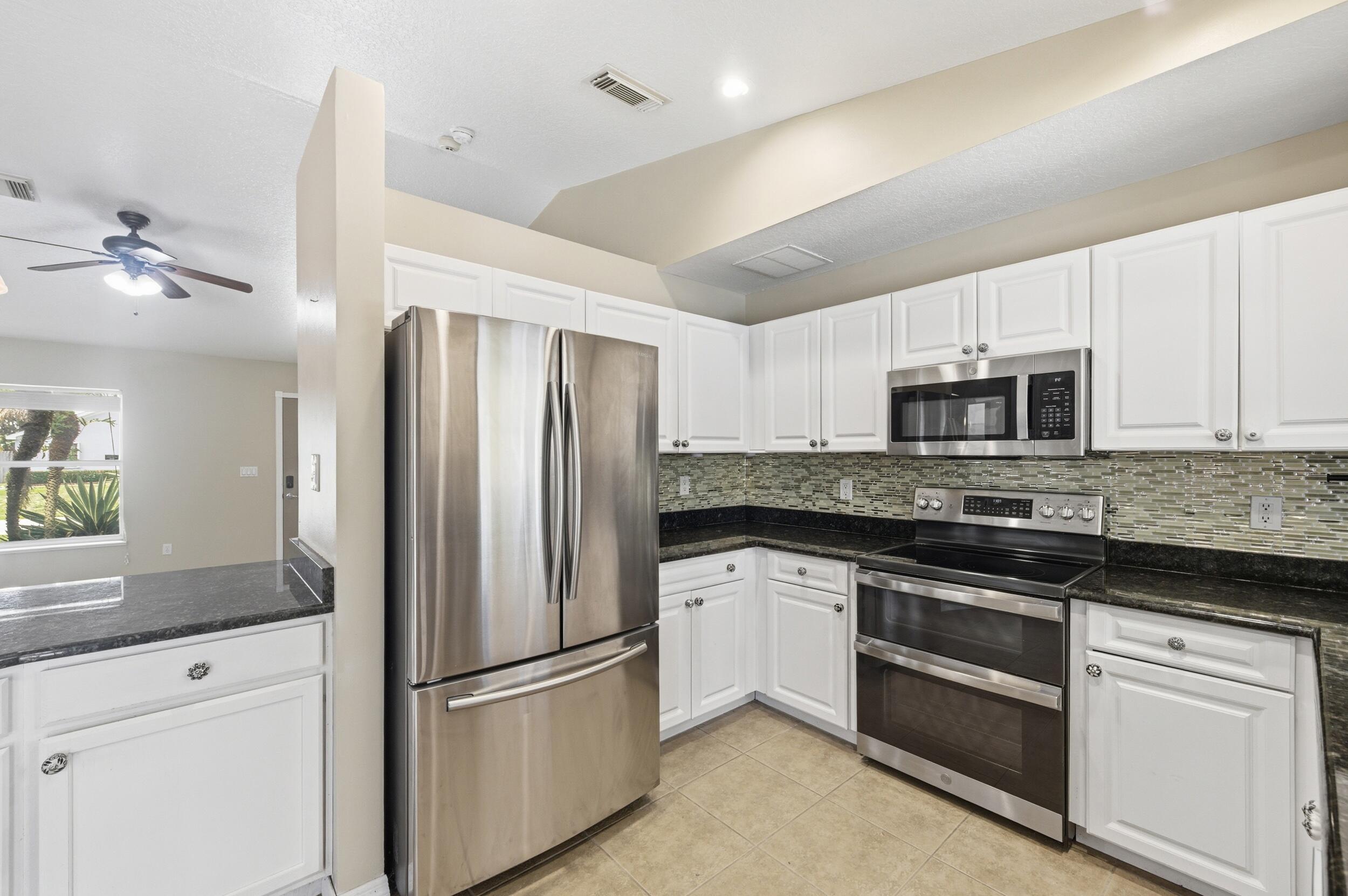 PORT ST LUCIE SECTION 13 - Residential