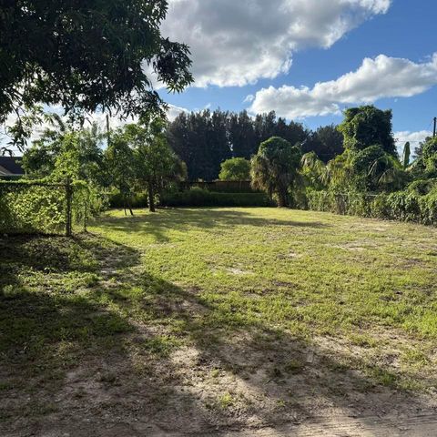 785 10th Avenue SW Vero Beach FL 32962