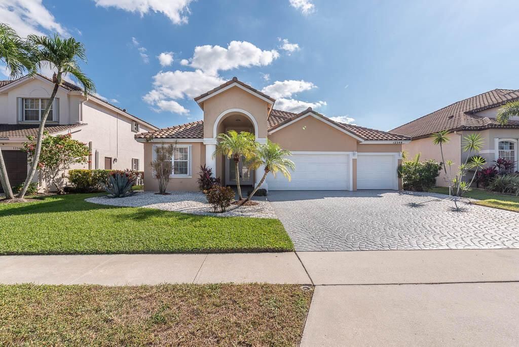 Photo of 12348 Cascades Pointe Drive, Boca Raton, FL 33428 (MLS # R11038468)