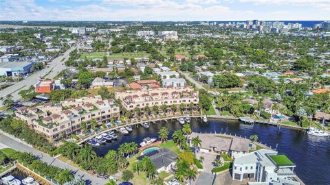 Tiny photo for 2254 SE 7th Street, Pompano Beach, FL 33062 (MLS # B26036949)
