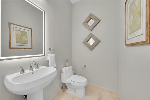 Tiny photo for 2254 SE 7th Street, Pompano Beach, FL 33062 (MLS # B26036949)