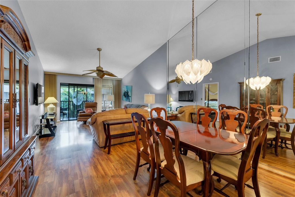 Photo of 1001 SE 6th Avenue #215C, Deerfield Beach, FL 33441 (MLS # F10488507)