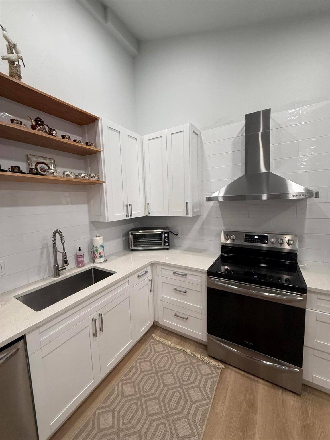 WESTWOOD GARDENS 2 - Residential