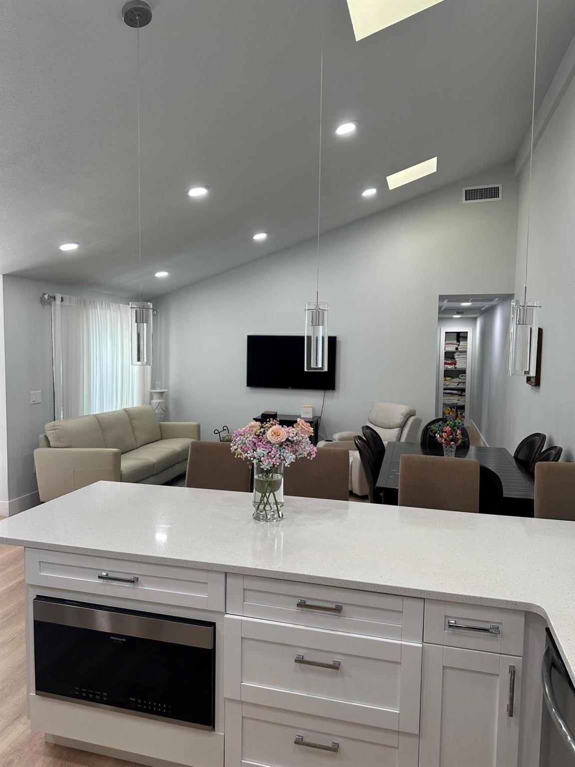 WESTWOOD GARDENS 2 - Residential