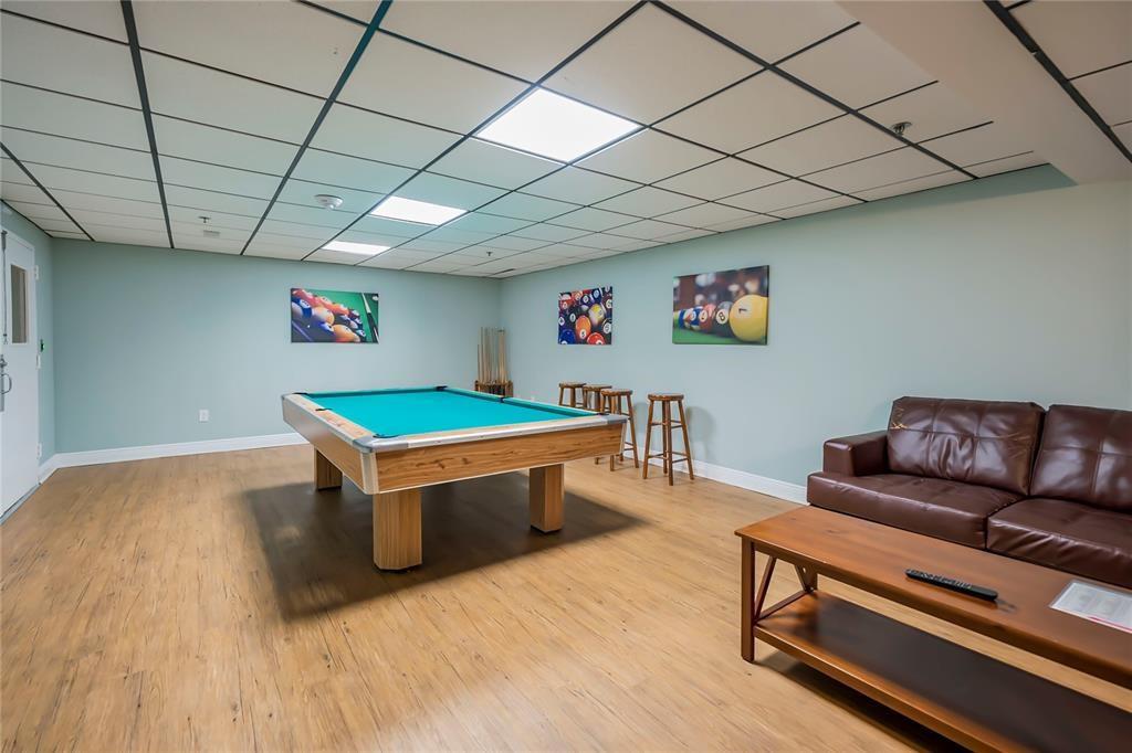 THE SUMMIT CONDO - Residential Lease