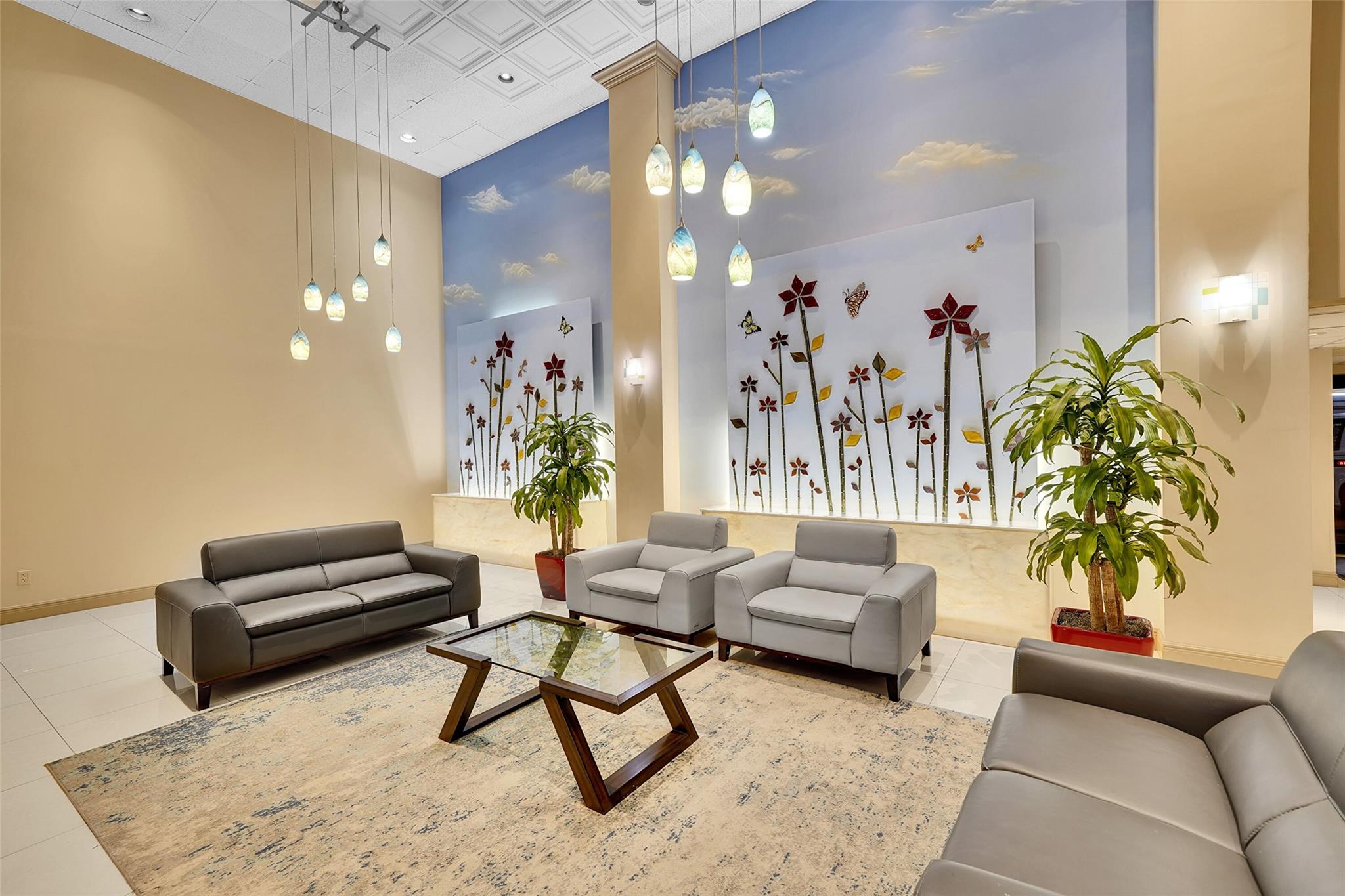 THE SUMMIT CONDO - Residential Lease