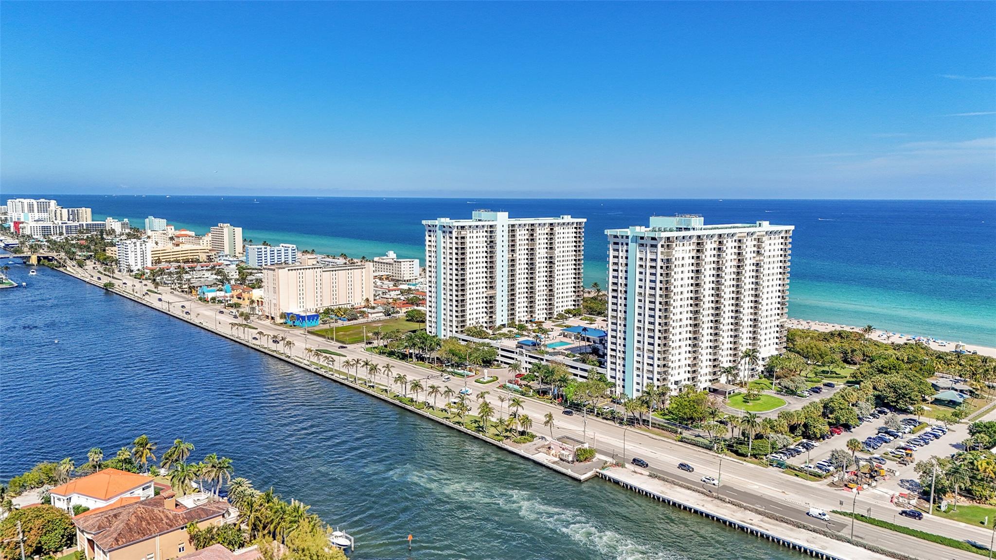 THE SUMMIT CONDO - Residential Lease