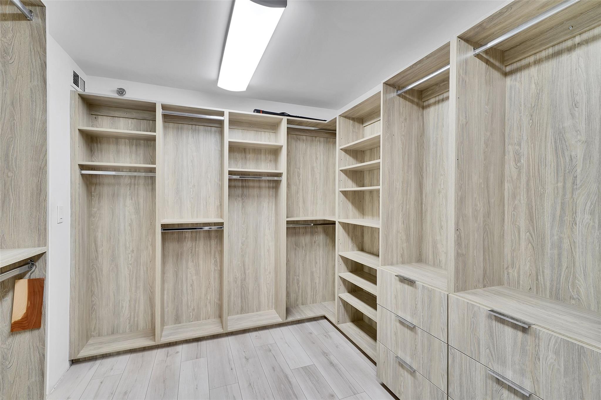 THE SUMMIT CONDO - Residential Lease